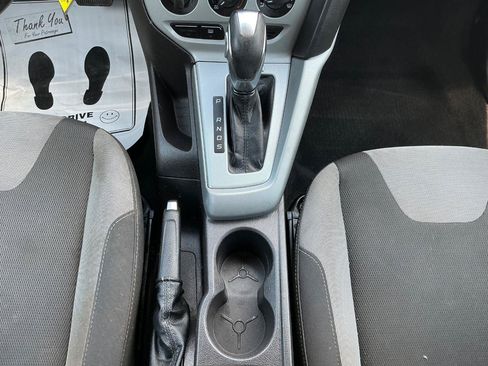 Used 2012 Ford Focus SE FWD image 18