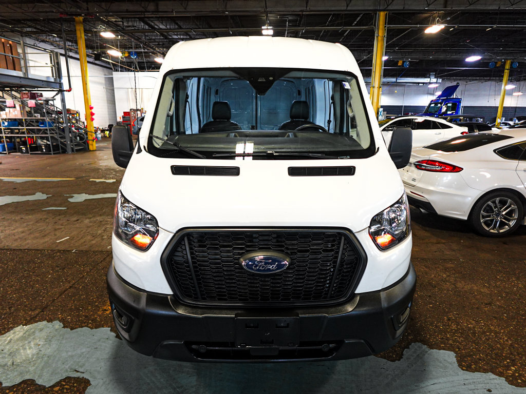 Used 2023 Ford Transit 250 Medium Roof AWD image 3