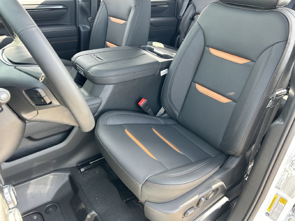 New 2026 GMC Sierra 2500 AT4 w/ AT4 Premium Plus Package AWD/4WD image 20