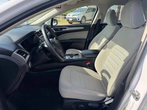 Used 2020 Ford Fusion S FWD image 16