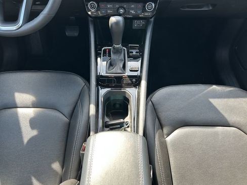 Used 2025 Jeep Compass Limited image 17