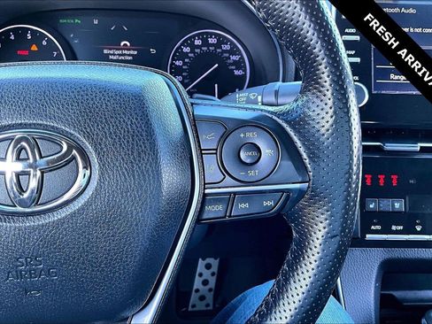 Used 2019 Toyota Avalon Touring w/ Advanced Safety Package image 12