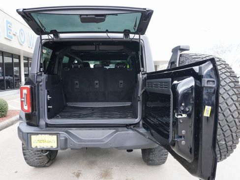 Certified 2022 Ford Bronco Wildtrak image 30