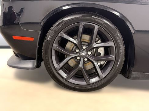 Used 2021 Dodge Challenger GT w/ Driver Convenience Group RWD image 12