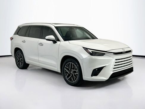 Used 2024 Lexus TX 350 AWD w/ Technology Package image 3