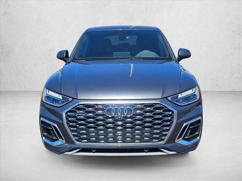 Used 2023 Audi Q5 2.0T Premium w/ Convenience Package AWD/4WD image 2