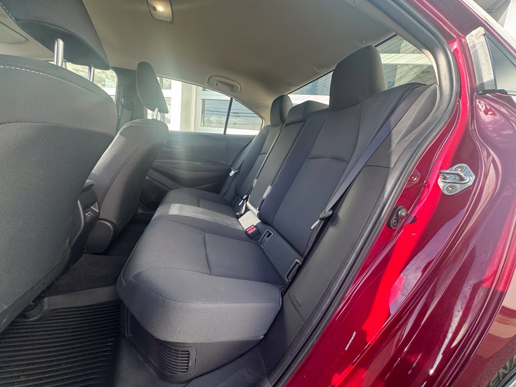 Used 2025 Toyota Corolla LE AWD/4WD image 29