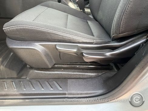 Used 2023 Chevrolet Colorado W/T image 17