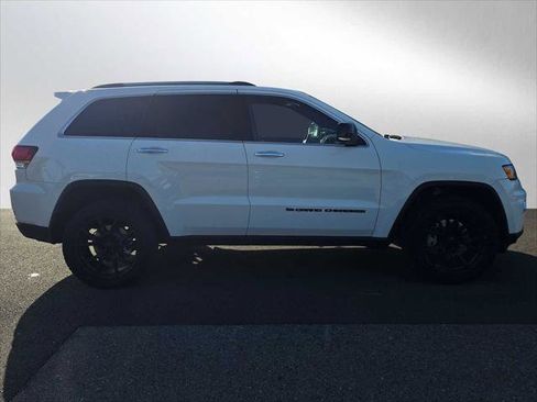 Used 2022 Jeep Grand Cherokee Limited image 2