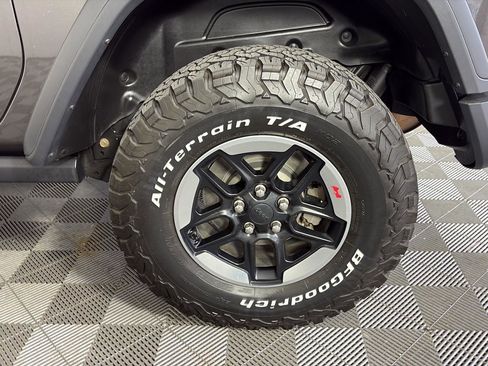 Used 2019 Jeep Wrangler Rubicon AWD/4WD image 15