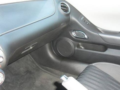 Used 2013 Chevrolet Camaro LS RWD image 18