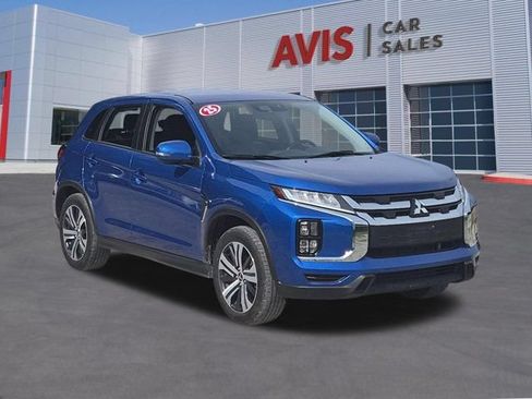 Used 2025 Mitsubishi Outlander Sport SE AWD/4WD image 3
