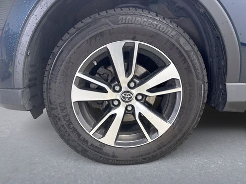 Used 2018 Toyota RAV4 XLE w/ Plus Extra Value Package image 10