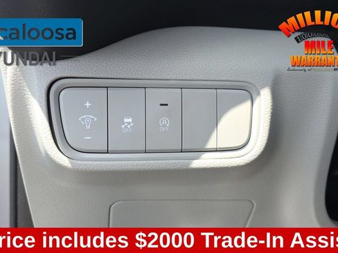 Used 2023 Kia Soul LX w/ Option Group 015 FWD image 14