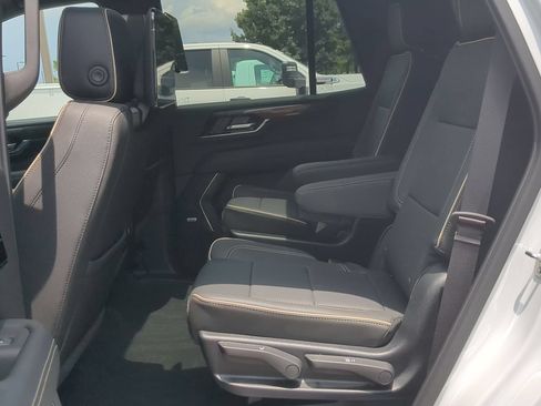 Used 2026 GMC Yukon Elevation w/ Elevation Premium Package AWD/4WD image 25