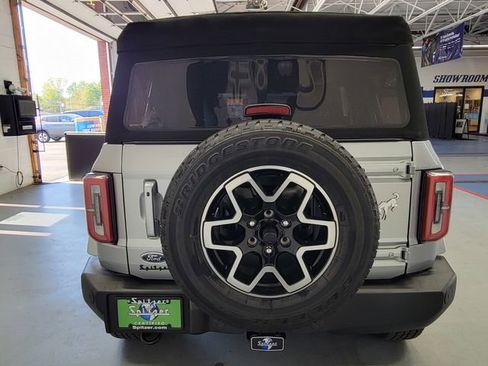 Used 2023 Ford Bronco Outer Banks image 7