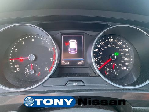 Used 2019 Volkswagen Tiguan SE FWD image 15