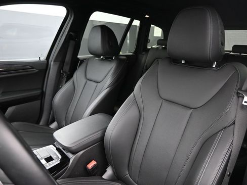 Certified 2024 BMW X3 M40i w/ Premium Package image 13