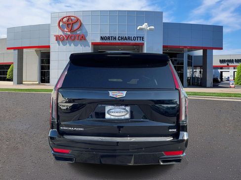 Used 2021 Cadillac Escalade ESV Sport w/ Driver Assist Tech Package AWD/4WD image 5