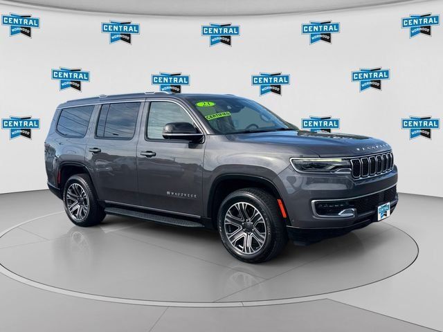 Used 2023 Jeep Wagoneer 4WD w/ Premium Group I image 8