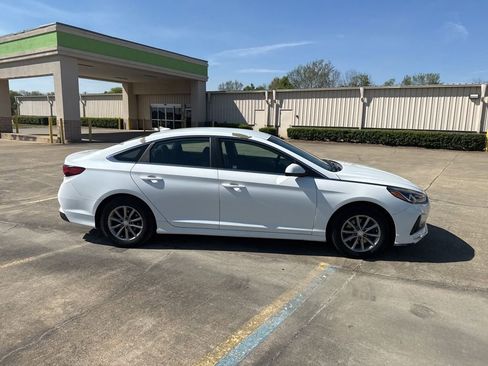 Used 2019 Hyundai Sonata SE image 13