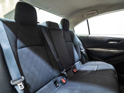 Used 2020 Toyota Corolla LE image 28