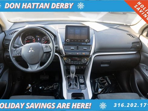 Used 2022 Mitsubishi Eclipse Cross SE image 4