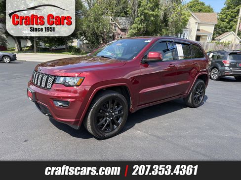 Used 2021 Jeep Grand Cherokee Laredo X AWD/4WD image 1