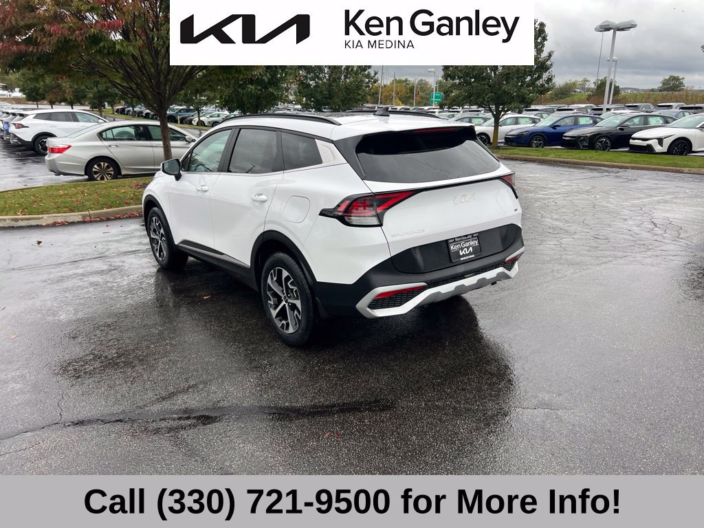 Certified 2025 Kia Sportage EX w/ Premium Package AWD/4WD image 15