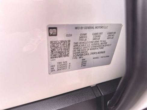 Used 2024 Chevrolet Suburban High Country w/ Advanced Technology Package AWD/4WD image 35