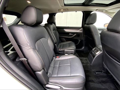 Used 2024 MAZDA CX-90 Plug-In Hybrid w/ Premium Pkg image 20