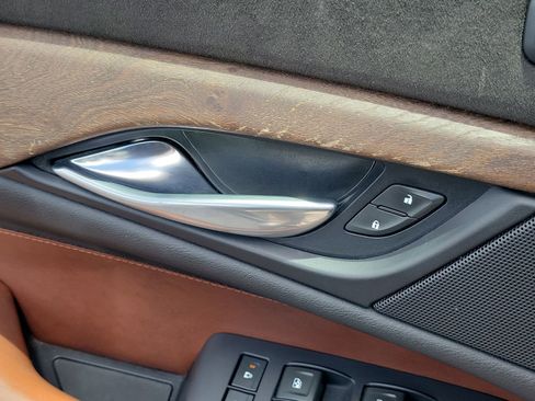 Used 2019 Cadillac Escalade ESV Premium Luxury AWD/4WD image 21