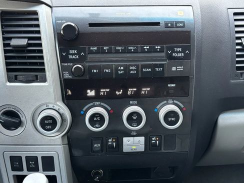 Used 2008 Toyota Sequoia Limited image 33