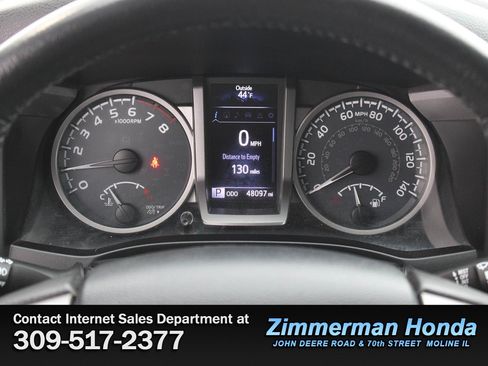 Used 2017 Toyota Tacoma SR5 w/ Tow Package image 9