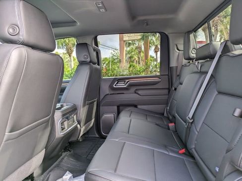 New 2026 GMC Sierra 2500 Denali w/ Denali Reserve Package AWD/4WD image 14