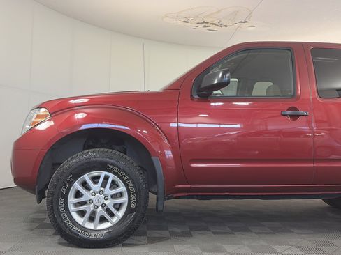 Used 2014 Nissan Frontier SV w/ SV Value Truck Package image 10