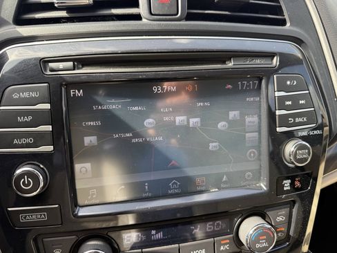 Used 2016 Nissan Maxima Platinum FWD image 26