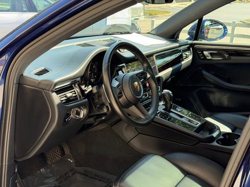 Used 2022 Porsche Macan AWD/4WD image 21