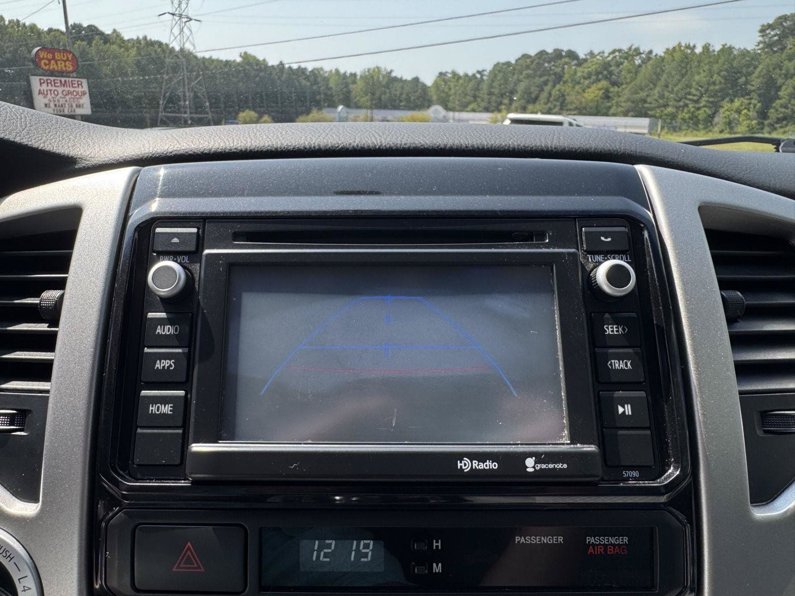 Used 2014 Toyota Tacoma 4x4 Double Cab w/ SR5 Package image 21