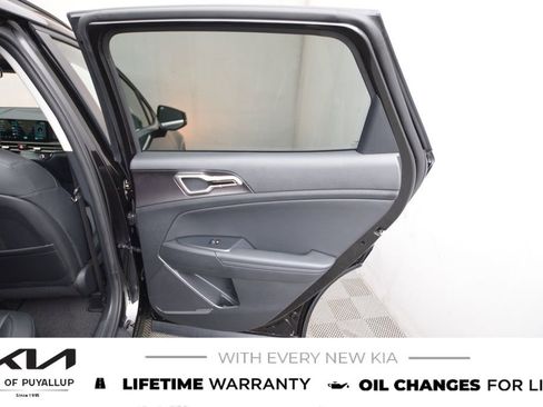 New 2026 Kia Sportage EX image 13