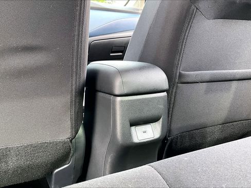 Certified 2025 Nissan Versa SV w/ Trunk Package image 34