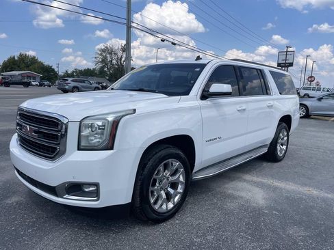 Used 2015 GMC Yukon XL SLT w/ Open Road Package RWD image 8