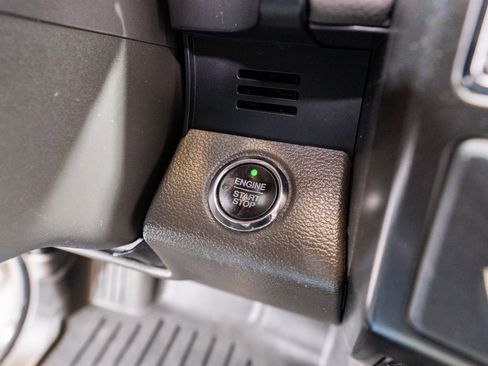 Used 2019 Ford Expedition Limited image 31