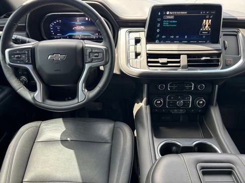 Used 2022 Chevrolet Tahoe Z71 w/ Z71 Off-Road Package AWD/4WD image 20