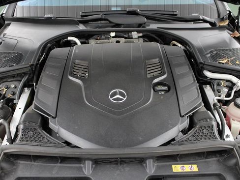 Used 2024 Mercedes-Benz S 580 4MATIC Sedan image 44