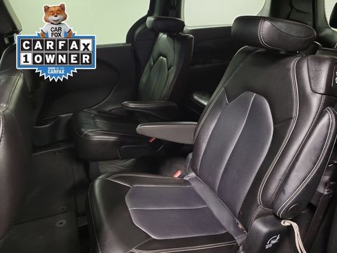 Used 2025 Chrysler Pacifica Select FWD image 30
