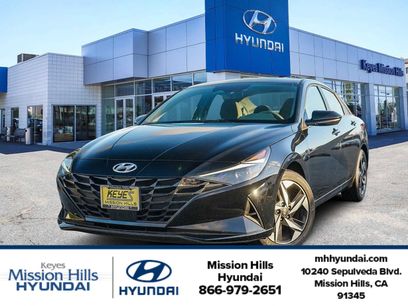 Certified 2023 Hyundai Elantra SEL w/ Convenience Package