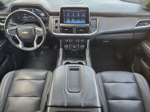 Used 2023 Chevrolet Suburban LT RWD image 28