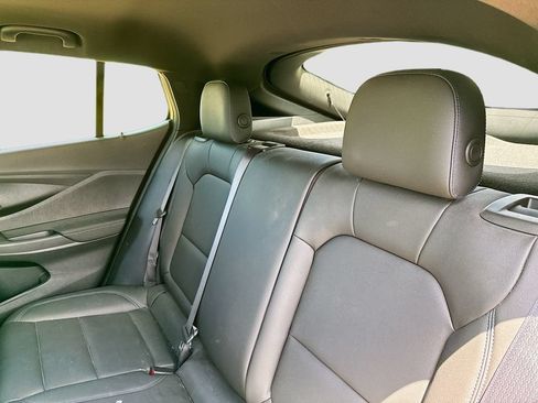 Used 2026 Buick Envista Sport Touring w/ Convenience I Package FWD image 19