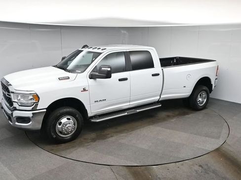Used 2024 RAM 3500 Big Horn image 35